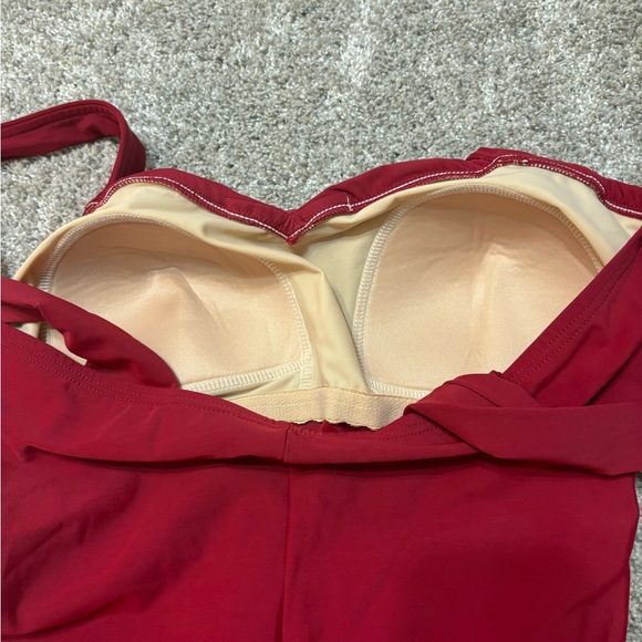 Lands' End Women' Slender Tunic One Piece Swimsuit Tummy Control Red Size 16 - Picture 8 of 10